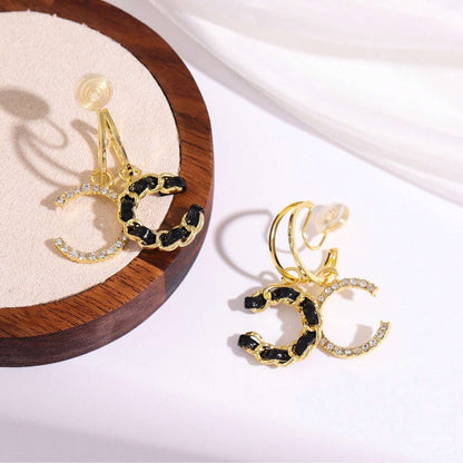 1 Pair Luxury Black Double C Earrings – Exquisite Braided Woven Craftsmanship, Timeless Elegant & Chic Vibe, Versatile Fashion Jewelry Perfect for Daily Wear & Special Occasions