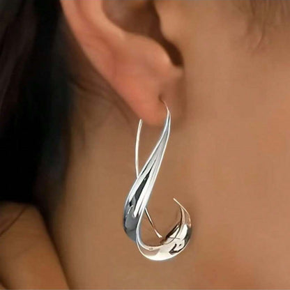 1 Pair Silver-Tone Retro Hook Earrings – Unique Irregular Design & Hypoallergenic, Bohemian-Chic Travel Souvenirs & Thoughtful Gifts for Women (Valentine’s Day, Holidays)