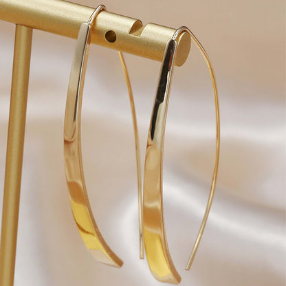 1 Pair Gold Light Luxury Bohemian Ear Hooks – Chic Geometric Design, Elegant Luxe Jewelry Perfect for Graduation Parties & Satin/Gauze Gown Pairings, Must-Have Graduation Accessory for Women