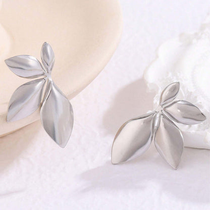 1 Pair High-End Lustrous Floral Leaf Earrings – Euro-American Niche Minimalist Chic Style, Stunning Jewelry for Parties, Anniversaries, Christmas & Halloween, Ideal Gift for Girlfriend, Best Friend & Family