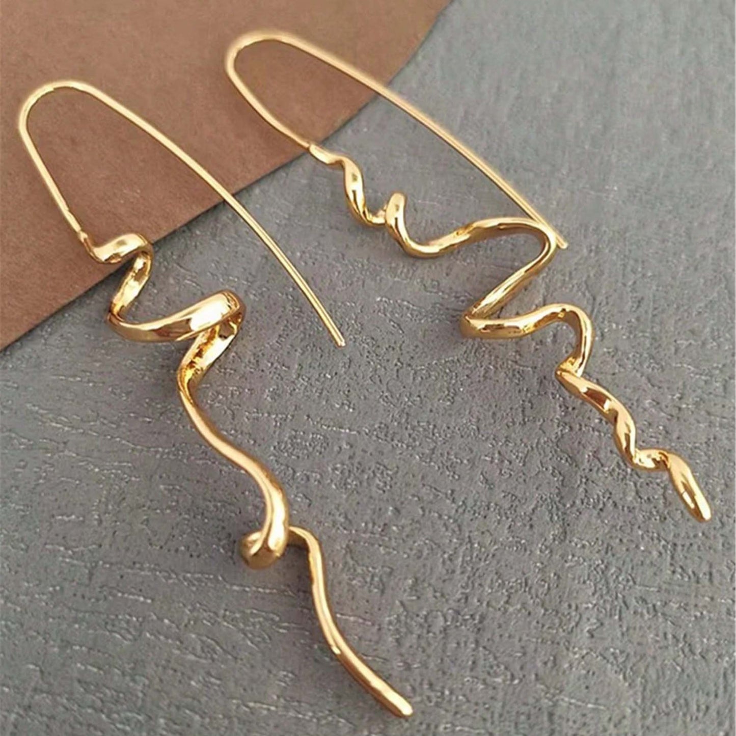 1 Pair Women’s Vintage Abstract Earrings – Floating Accents & Curved Details, Artistic Retro Jewelry Perfect for Brunch Dates & Weekend Getaways