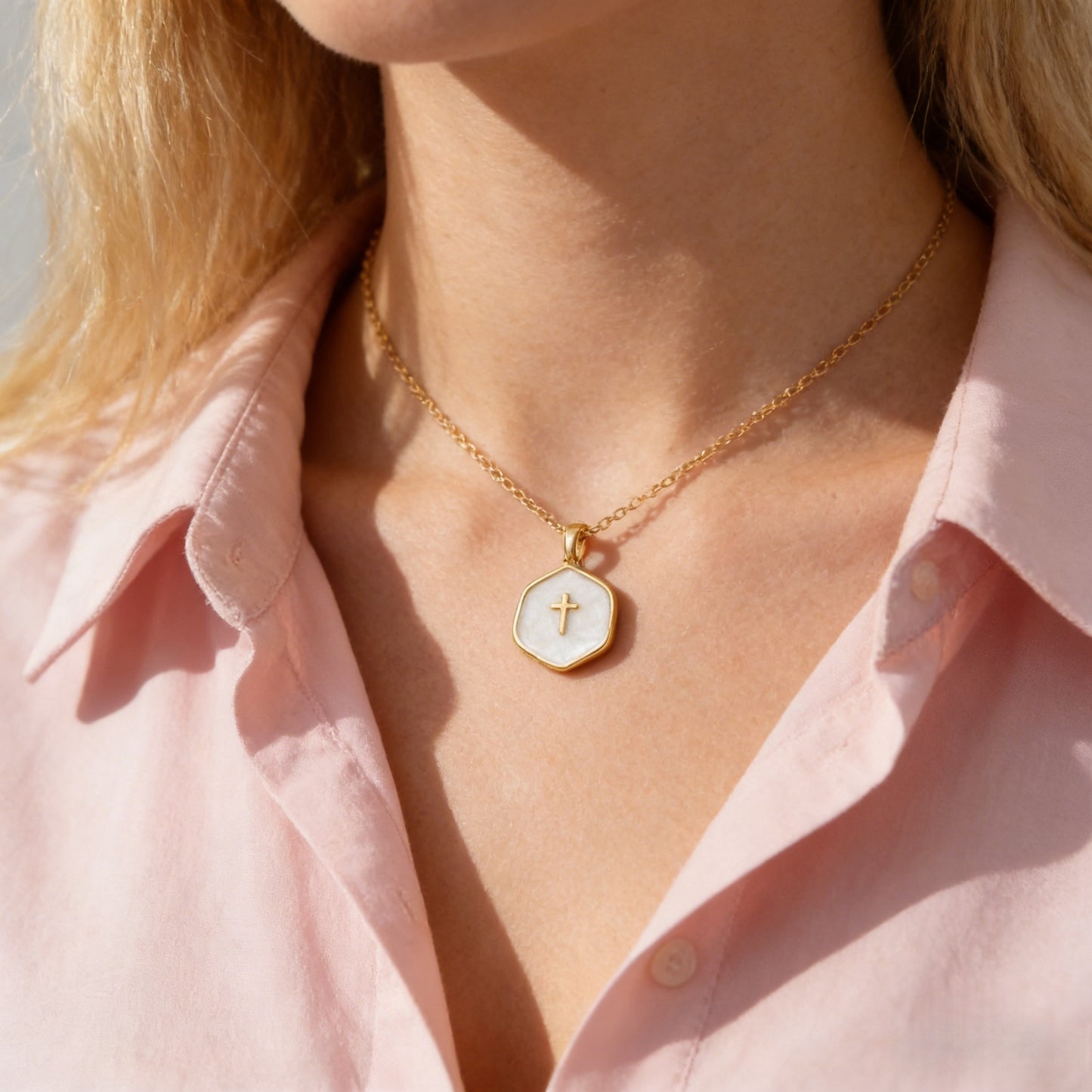 Stylish Hypoallergenic Christian Cross Necklace – Bohemian Design & Irregular Enamel Decoration, Ideal for Everyday Wear