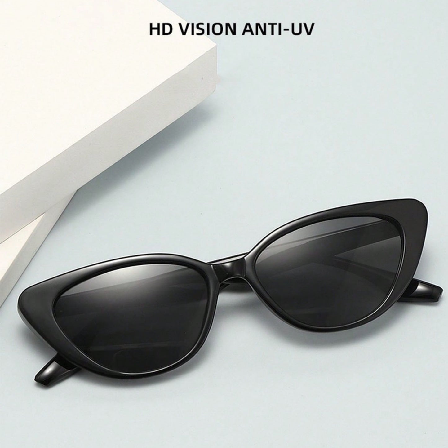 1 Pair Women’s Narrow Frame Retro Black Cat Eye Sunglasses – UV Protection with Unique Black Gradient Lenses, Plastic Frame & Face-Slimming Design, Elegant Versatile Fashion Eyewear