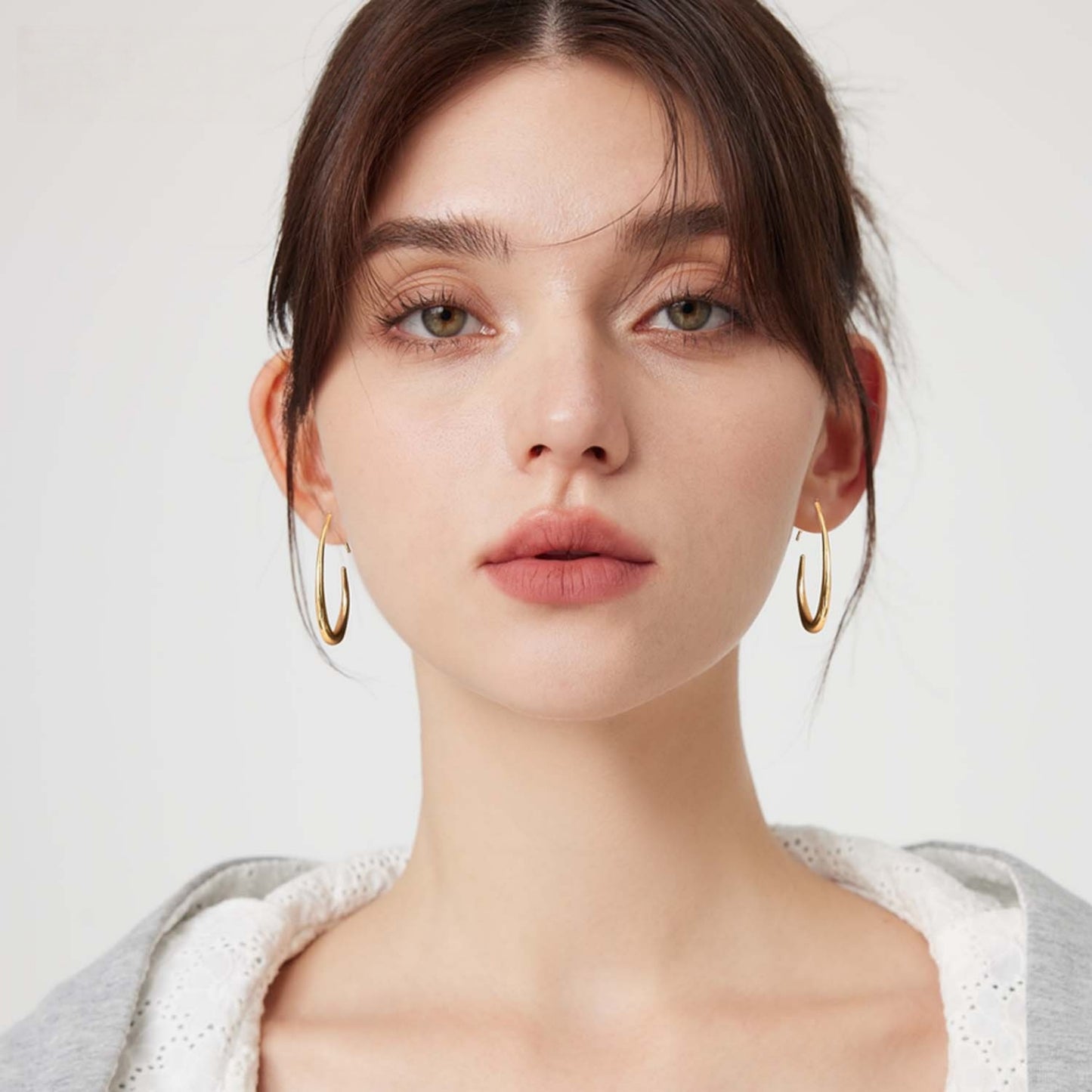1 Pair Pure Copper Gold-Plated Hypoallergenic Water Drop Earrings – Fade-Resistant, Comfortable & Versatile, Minimalist Elegant Design Perfect for Daily Wear, Parties & Valentine's Day Gifts