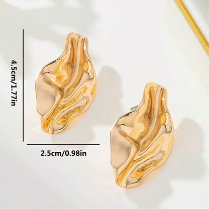 1 Pair Women’s Large Statement Gold Irregular Geometric Leaf Earrings – Bold Minimalist Metal Craftsmanship, Sleek Design Perfect for Elevating Distinctive Daily Outfits
