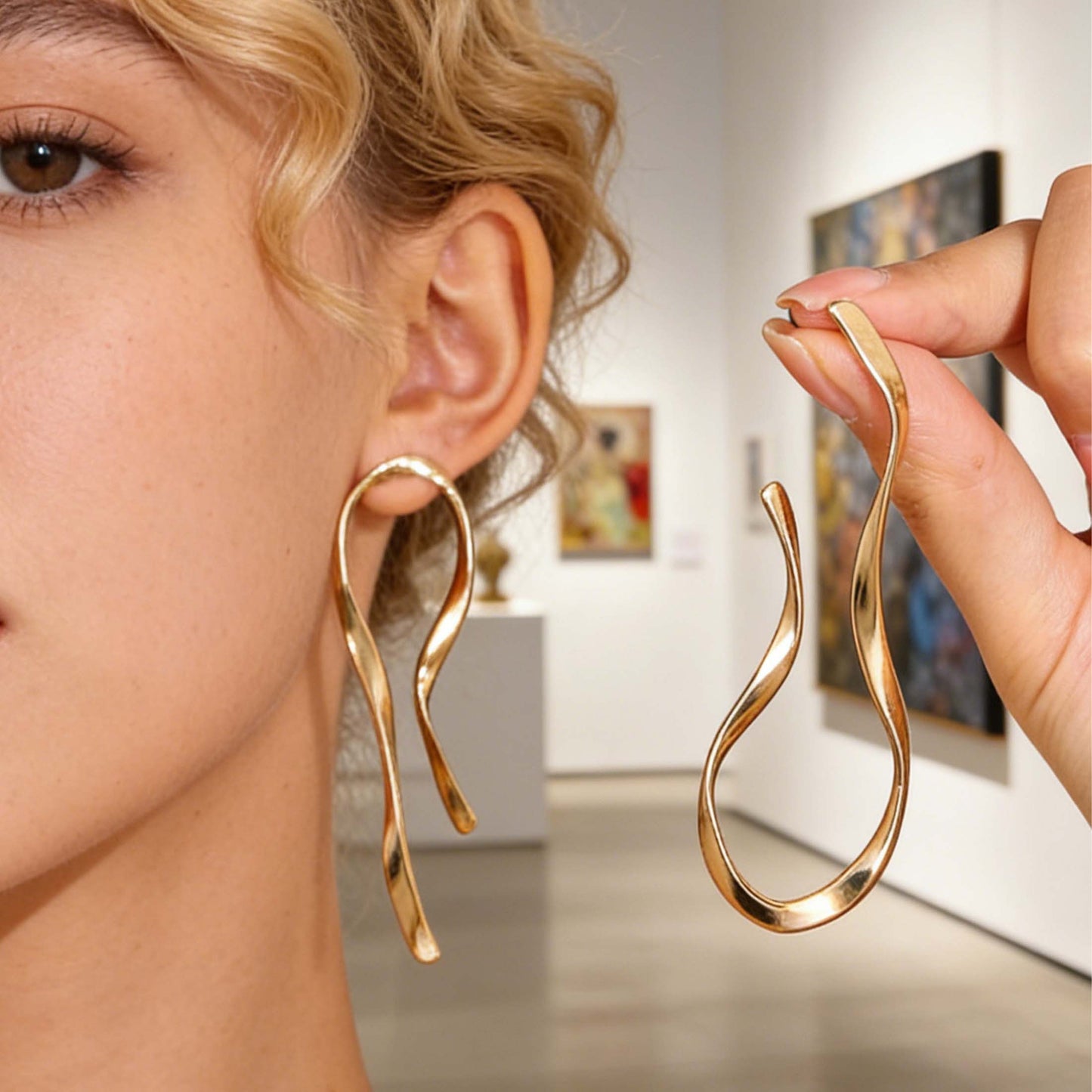 1 Pair of Gold-Plated Minimalist Asymmetrical Earrings – Sleek Sharp Curves for Luxurious Vibe, Perfect for Daily Work, Gal Pal Afternoon Tea & Upscale Dinner Parties