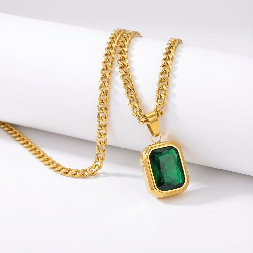 1 Piece Women’s Green Square Pendant Necklace – Retro French-Style Design, Alloy Setting & Elegant Collarbone Chain, Perfect for Valentine’s Day, Party Looks & Daily Wear