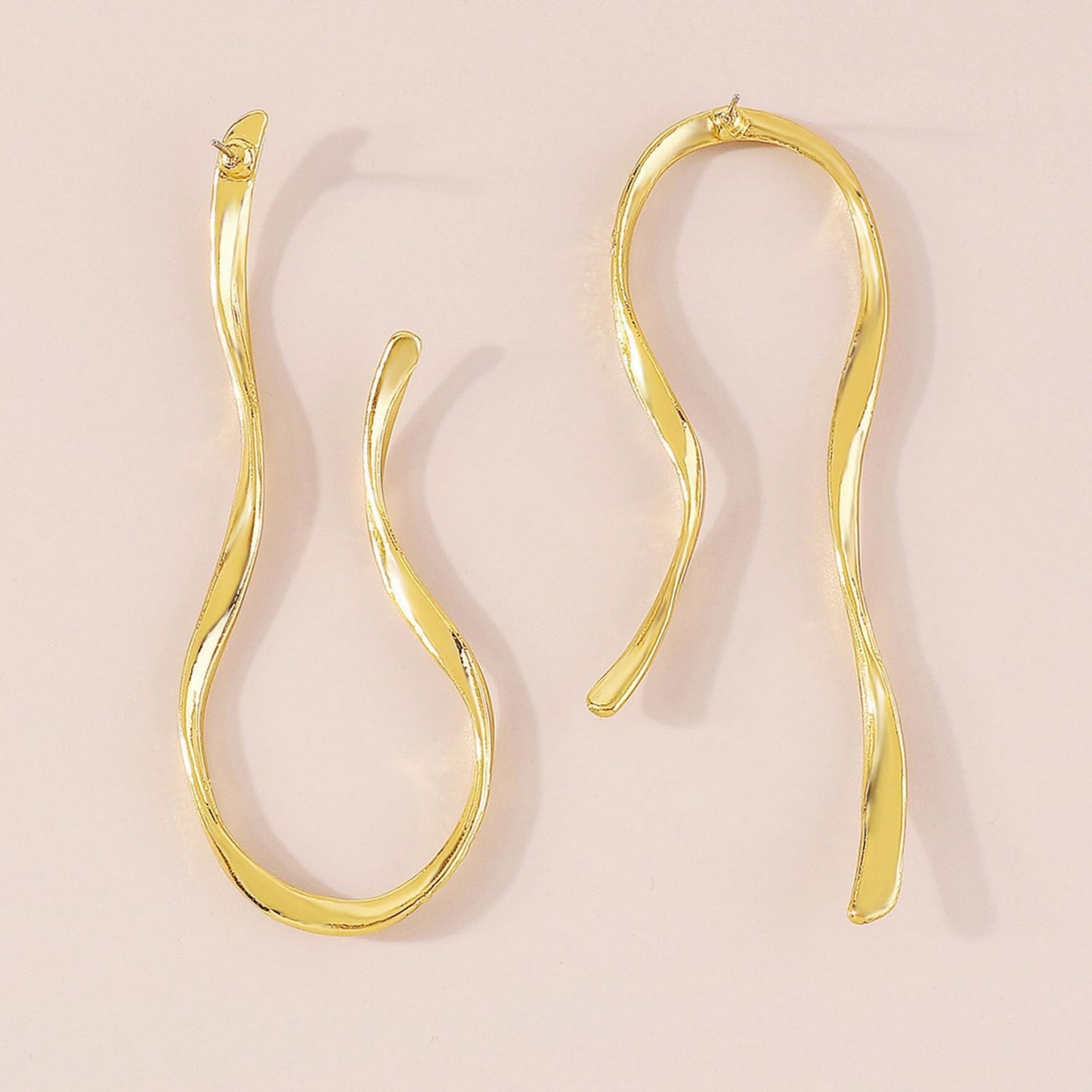 1 Pair of Gold-Plated Minimalist Asymmetrical Earrings – Sleek Sharp Curves for Luxurious Vibe, Perfect for Daily Work, Gal Pal Afternoon Tea & Upscale Dinner Parties