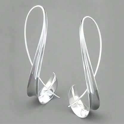 1 Pair Silver-Tone Retro Hook Earrings – Unique Irregular Design & Hypoallergenic, Bohemian-Chic Travel Souvenirs & Thoughtful Gifts for Women (Valentine’s Day, Holidays)